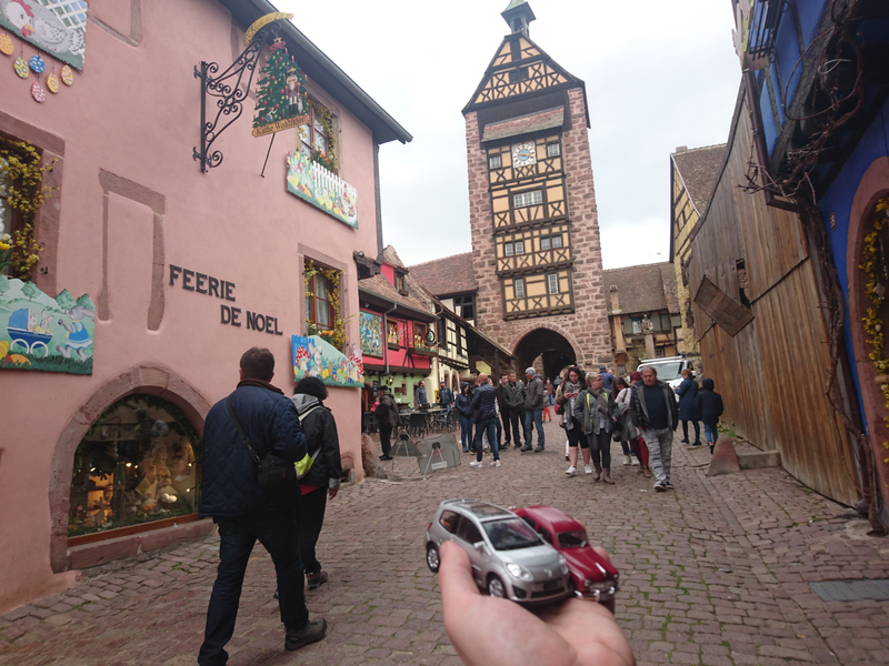 Féerie de Noël,with the Dolder tower in the background. This store sells christmas decorations year round